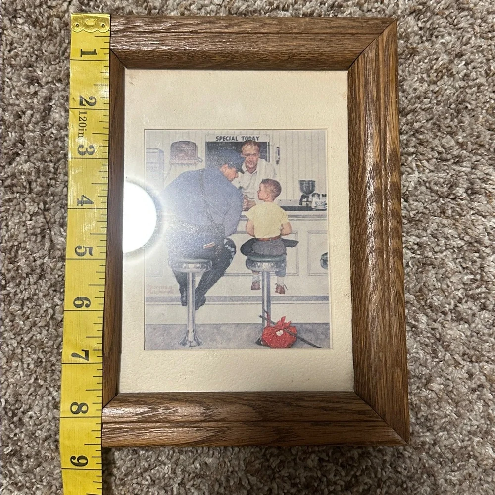 Norman Rockwell Oak Brown‎ Picture Frame